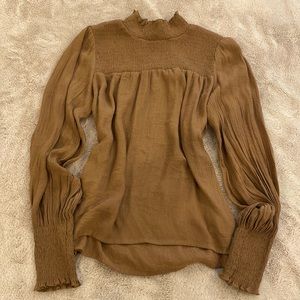 Women’s Blouse